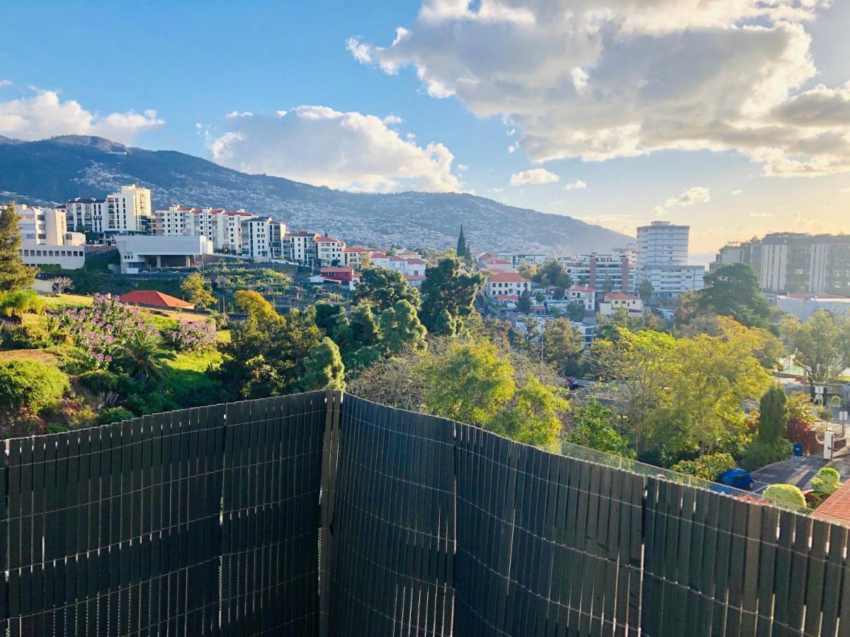 Blue River - Rua Dr Pita - Rooms Near Jardim Magnolia Funchal  Buitenkant foto